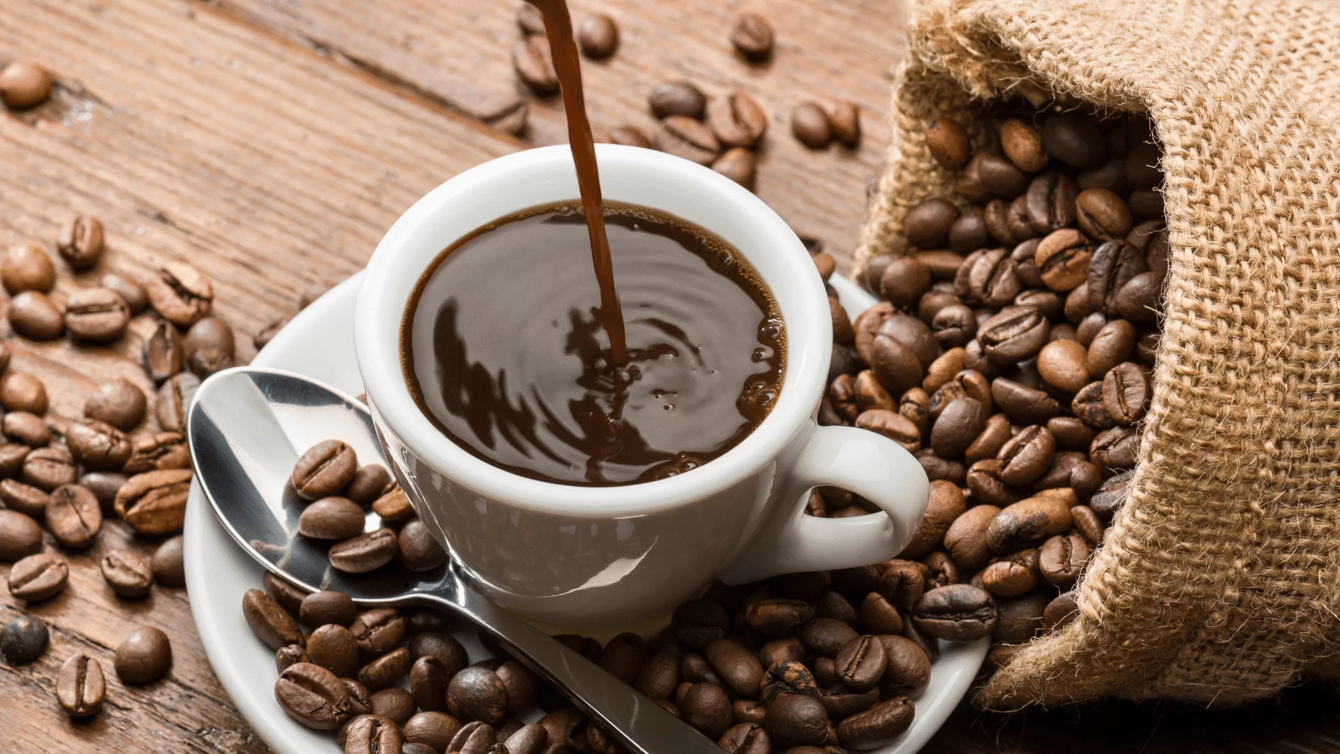 Hamilelikte Nescafe İçmek Zararlı Mıdır?