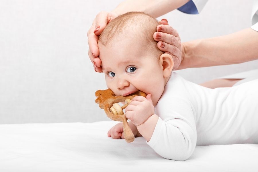 bebeklerde kafa travmasi nasil anlasilir 1
